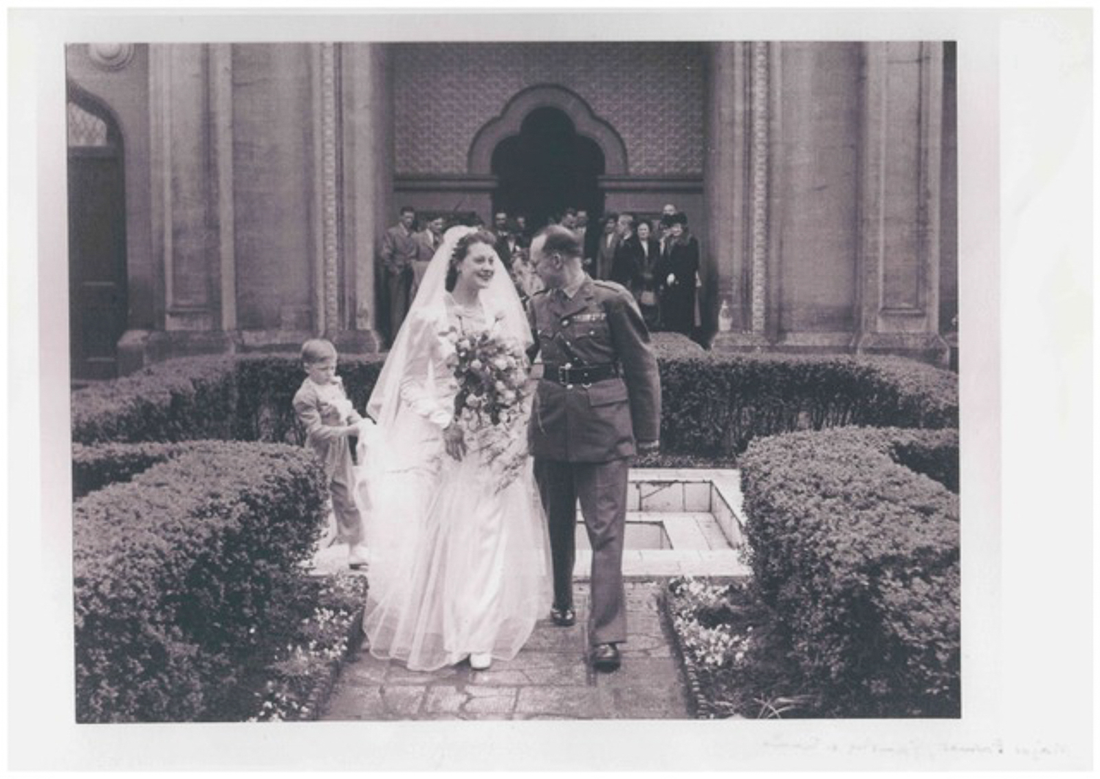 Major John Farmer and Ruby Sheppard  nikah at Shah Jahan Mosque UK / Everyday Muslim Archive