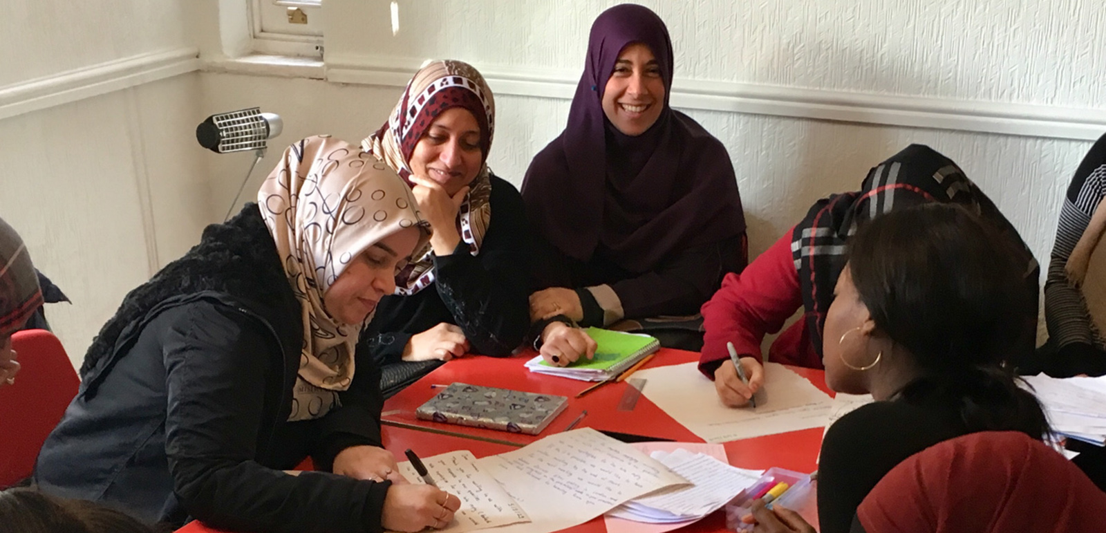 English classes ESOL UK migrants refugees