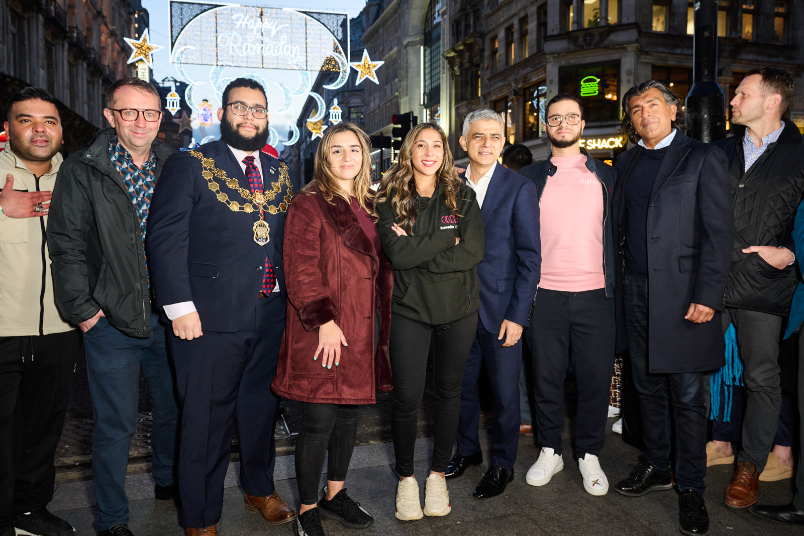 london ramadan lights Piccadilly Circus 2023