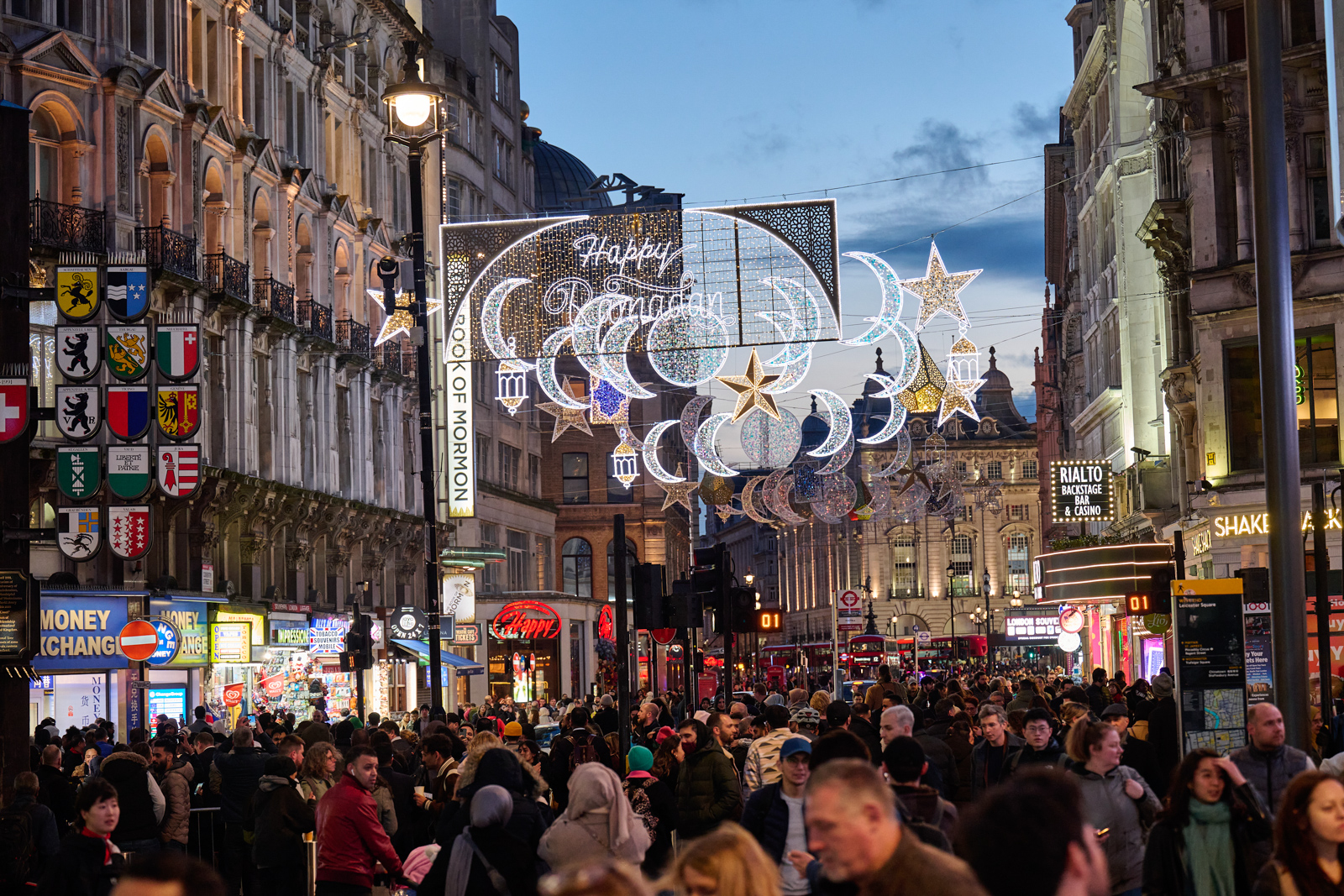 london ramadan lights Piccadilly Circus 2023