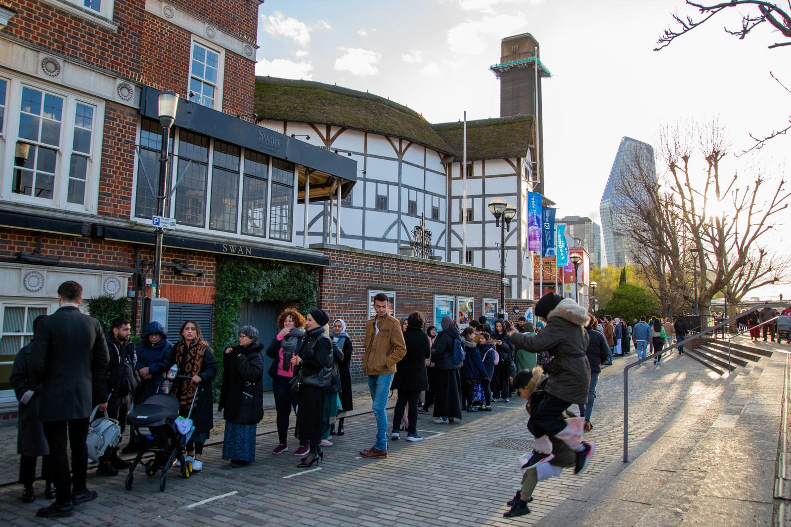 Ramadan Tent Prroject Open Iftar 2023 at Shakespeare's Globe London. Photography by Hanna-Katrina Jędrosz