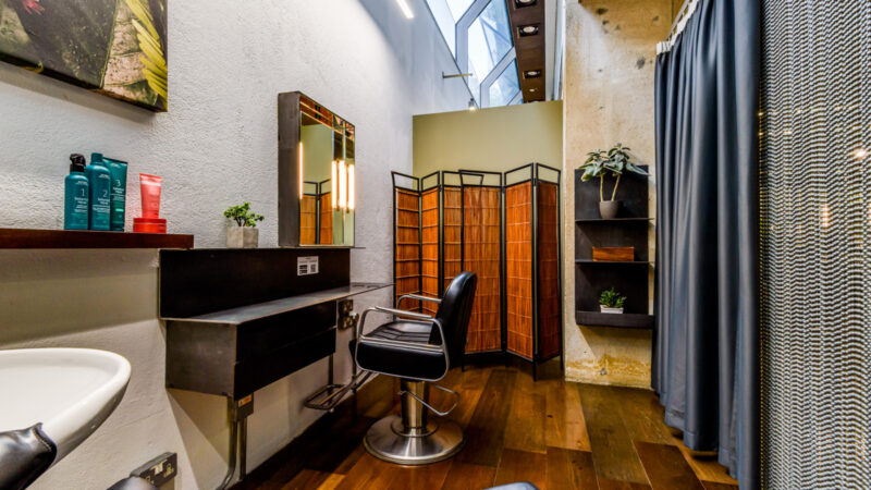 High-end hijab-friendly hair salons are finally here