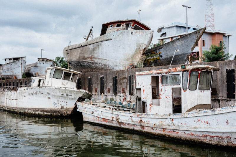 Lyrical images of the Caspian Sea show a natural treasure in peril