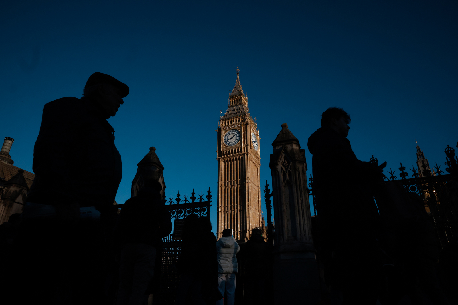 Supporters and opponents of assisted dying in Parliament Square, London, on 29 November, 2024, while nearby in the House of Commons MPs debate a bill to make euthanasia legal in the UK.