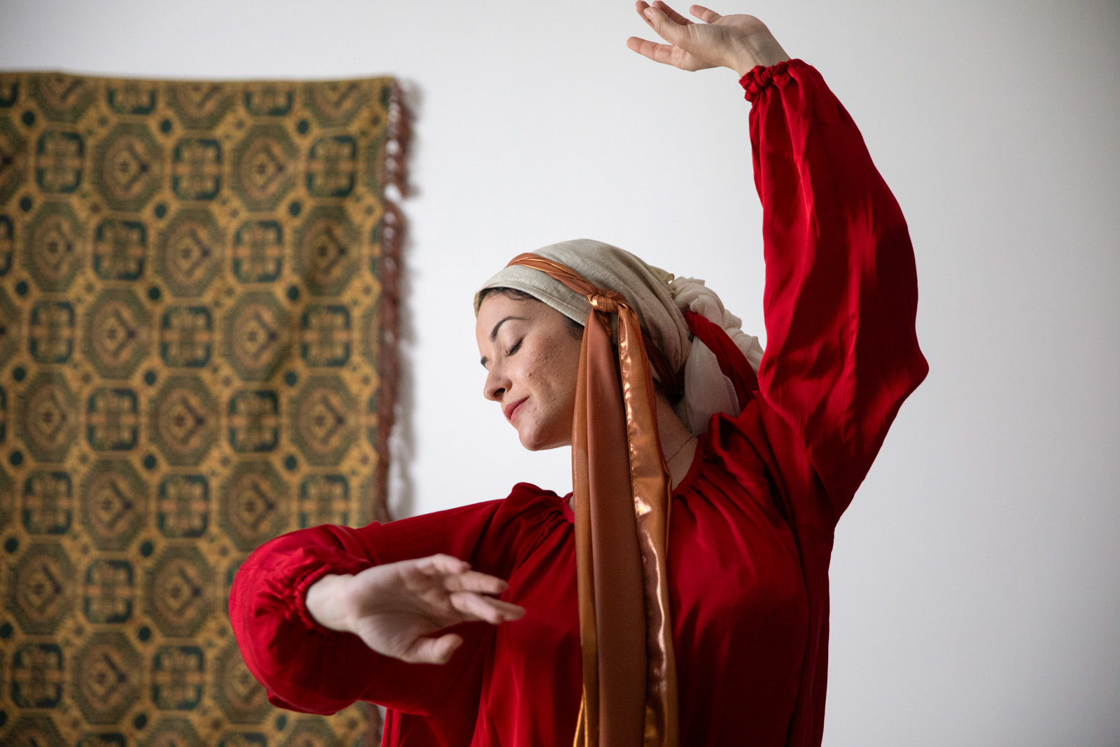 Dancer Helena Russo performs the Sicilian muwashahat