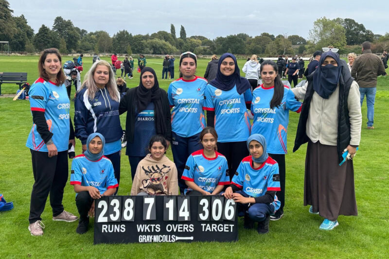 Lutonian cricket club's women's team
