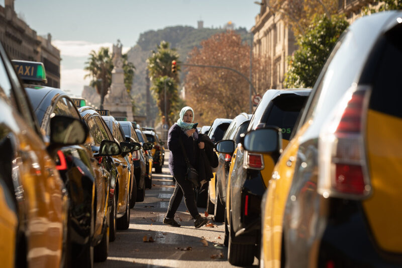 Barcelona’s South Asian taxi drivers warn of chaos over Catalan language law