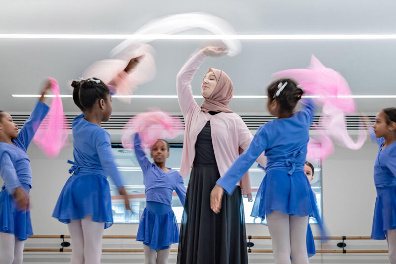 Grace & Poise founder Maisie Alexandra Byers teaching ballet.