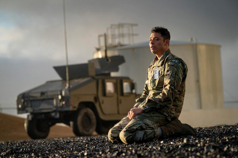Anthony Ramos as major Daniel Gonzalez in A House of Dynamite