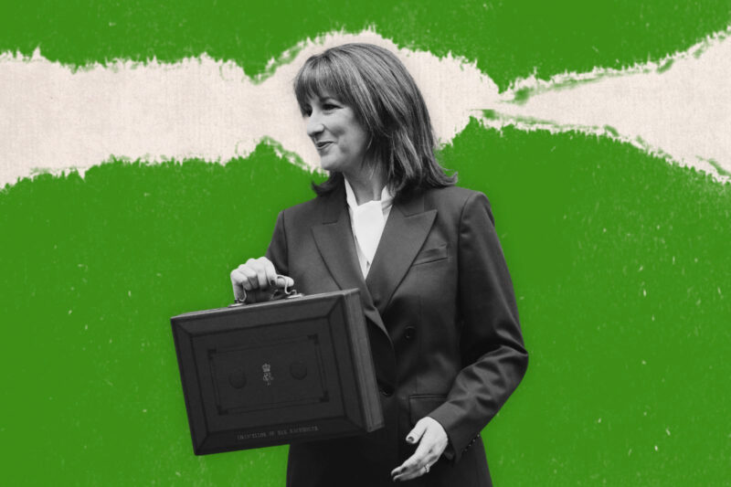 Rachel Reeves poses for the cameras in Downing Street before her 2025 budget statement on 26 November