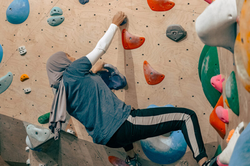 Meet the group giving a leg up to Muslim women in climbing