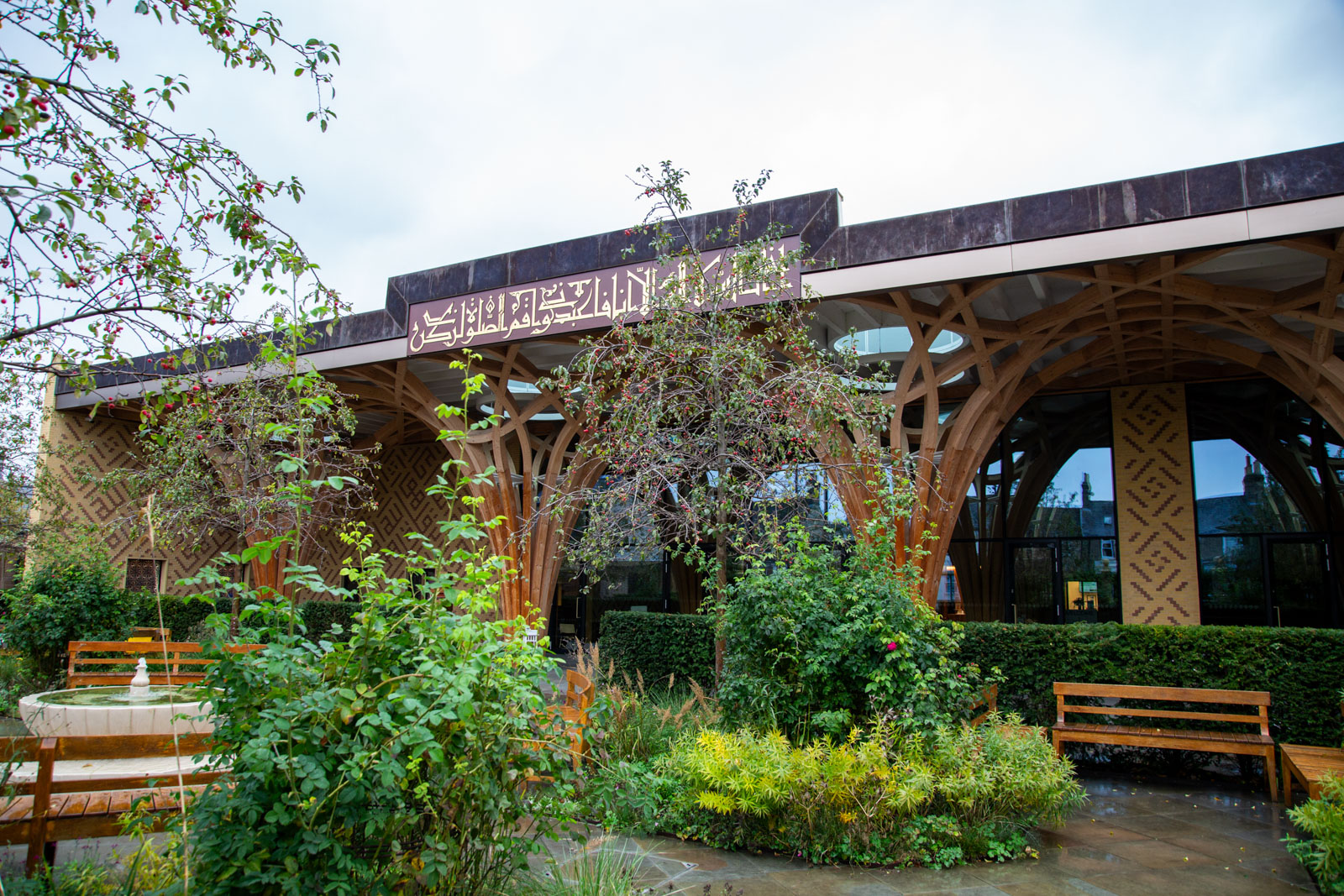 Cambridge Central Mosque's garden. photographed for Hyphen by Hanna-Katrina Jedrosz