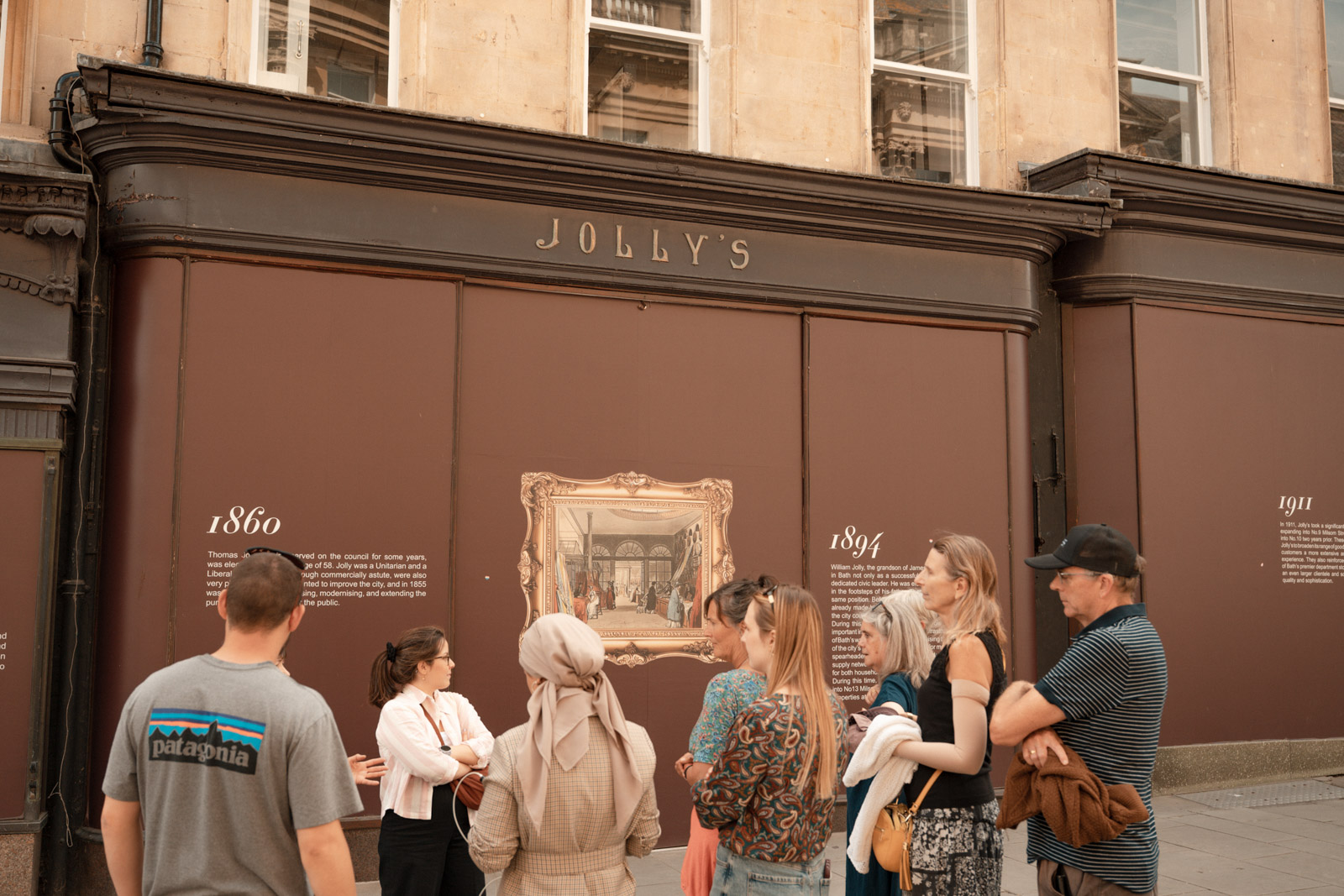 A photograph of the exterior of Jolly's department store, Bath, where Jewish Austrian national swimming champion and refugee Ruth Langer worked in the 1940s